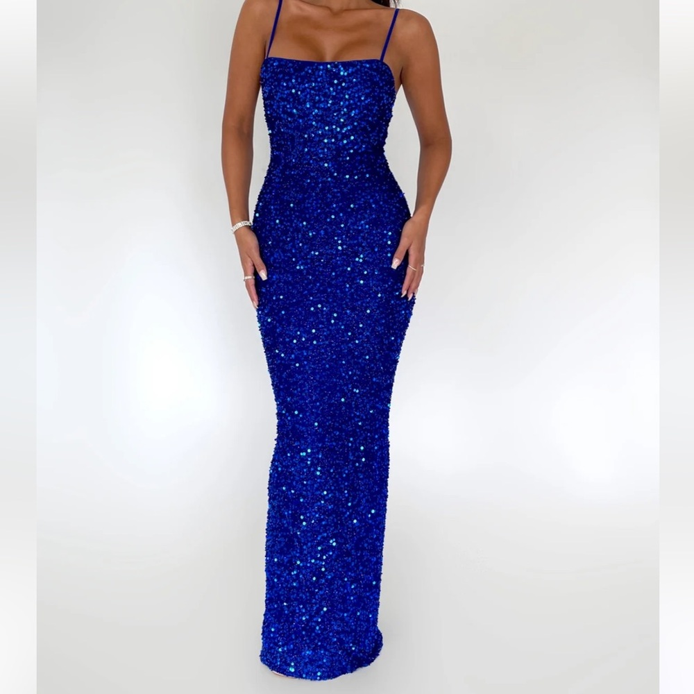 Blue sequin dress by LabelNue size medium. Never Worn- size M